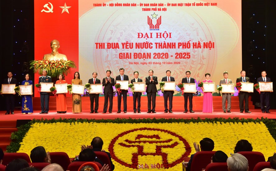 Taseco vinh dự đón nhận huân chương lao động hạng ba