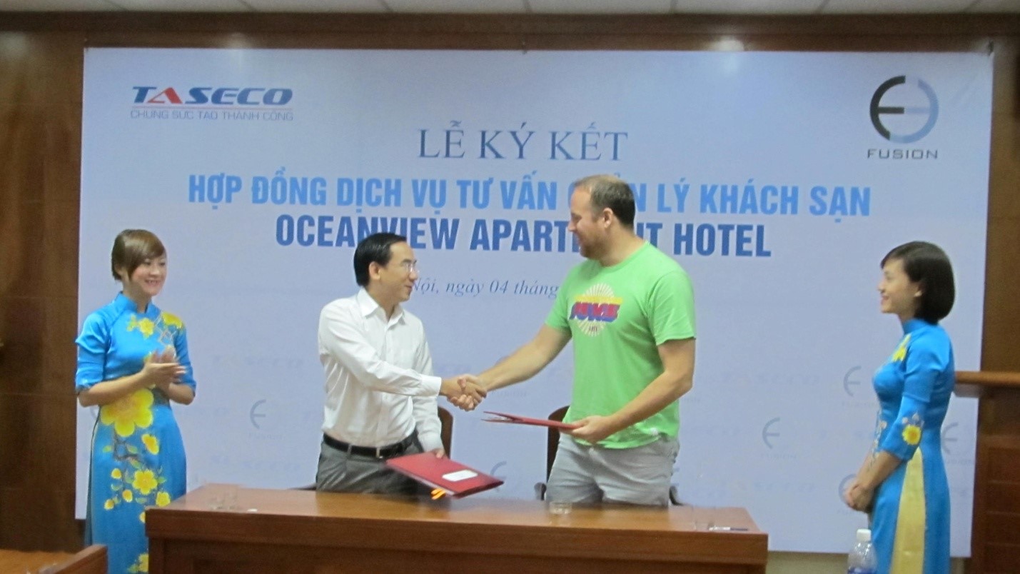 Lễ ký hợp đồng tư vấn quản lý Ocean View Apartment Hotel